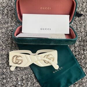 Gucci Sunglasses GG